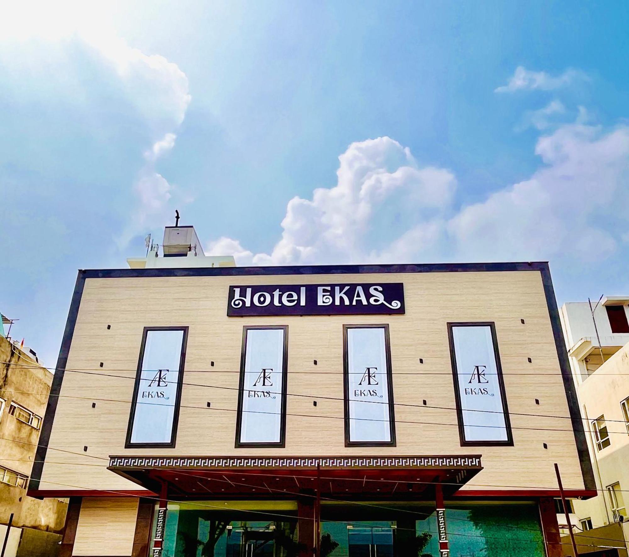 Hotel Ekas Lucknow Exterior foto